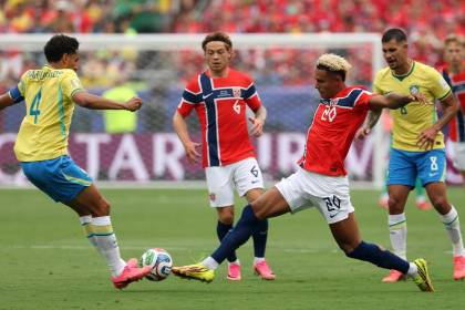 Minuto a minuto: Bruno Guimaraes falla un penal para Brasil ante Noruega (0-0)
