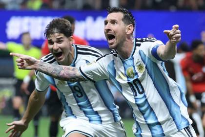 Minuto a minuto: Enzo Fernández marca el tercer gol de Argentina ante Egipto (3-2)
