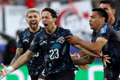 Paraguay logra su primer triunfo en el Mundial y elimina a Turquía del Mundial