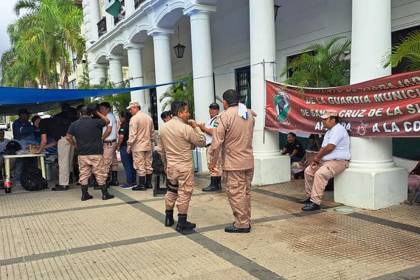 “La ley no se negocia”, dice la Alcaldía cruceña sobre el pedido de gendarmes de recontratación