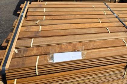 Toman muestras a carga de madera en Viru Viru que “se presume” contiene droga y se dirigía a EEUU