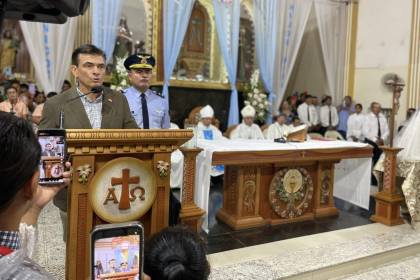 Rodrigo Paz llega a Cotoca y resalta el impulso de un “colchón financiero” durante su primer mes de gestión