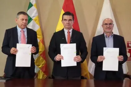 “Vamos a asegurar que los vocales entren en funciones dentro del tiempo previsto”, anuncia Paz al firmar ley 