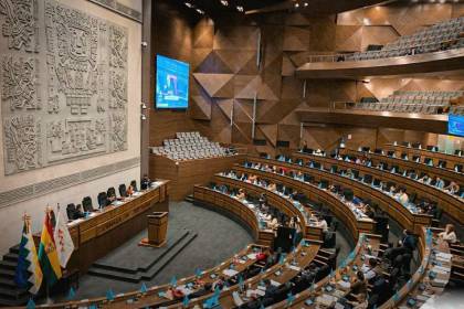 Diputados sesionan este jueves para analizar el crédito del FMI de 1.900 millones que urge aprobar el Gobierno