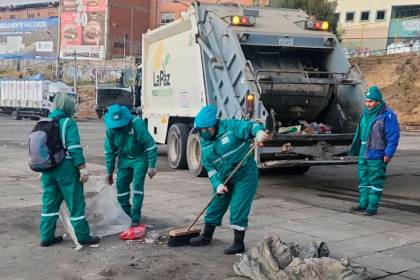 La Paz: Solo 10 de más de 40 carros basureros operan en la ciudad por falta de combustible, reporta la Alcaldía 