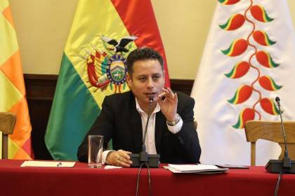 Lara dice que Cerimedo planeó atentar contra su vida en un viaje a Ecuador y que Beller le advirtió