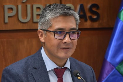 Espinoza sobre la baja del dólar: “Los datos muestran que la tendencia va a continuar”
