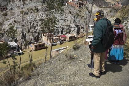 Amplían denuncia contra seis funcionarios de la Alcaldía de La Paz por la tragedia de Bajo Llojeta 