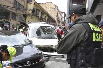 Envían a la cárcel con detención preventiva al chofer que atropelló a dos mujeres en La Paz