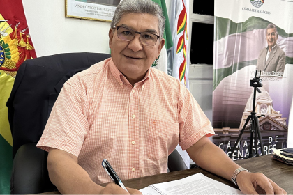 Conoce al candidato: William Torrez, el abogado formado en Santa Cruz que aspira a una nueva gestión en el Senado