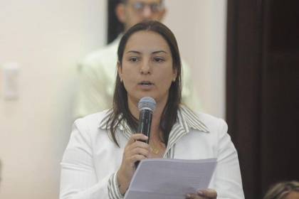 Caso maletas: Dictan arresto domiciliario sin escolta para Laura Rojas y fijan fianza de Bs 50.000