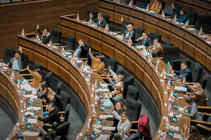 Diputados aprueban abrogación de la Ley 1720 de conversión de tierras 