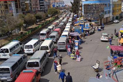 Ante la falta de diésel, choferes amenazan con subir el pasaje urbano, intermunicipal e interdepartamental