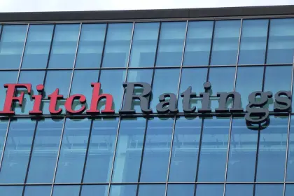 Fitch Ratings mejora la calificación de riesgo de Bolivia de CCC- a CCC