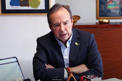 Tuto sobre el diésel: “A la gente se le pide sacrificio, pero en el Gobierno sigue la viajadera, gastadera y disfrutadera” 