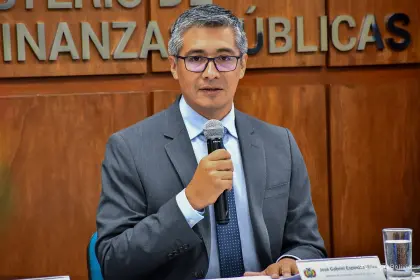 Espinoza sobre movilizaciones: “De esta (crisis) vamos a salir trabajando, no bloqueando”