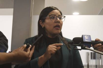Diputada Claros presenta denuncia contra Beller y Cerimedo por calumnia por la presunta lista de ‘sobresueldos’
