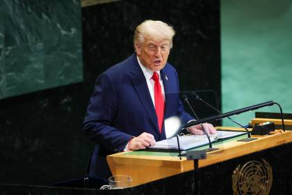 Trump exige a los países europeos que dejen de comprar energía a Rusia: “Es vergonzoso”