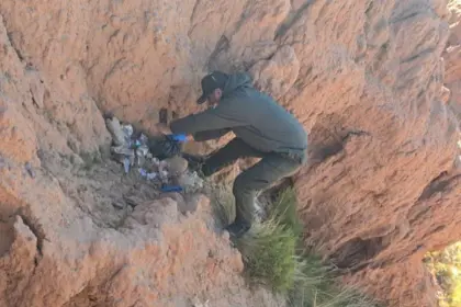 El tío de la bebé abandonada fue quien denunció el hecho a la Policía; la mamá es una joven de 18 años