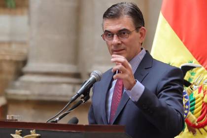 Gobierno anuncia la creación de un Consejo Económico y Social en medio de los bloqueos
