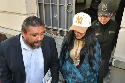 Se instala la audiencia de acción de libertad de Wilma Alanoca, exministra de Evo Morales 