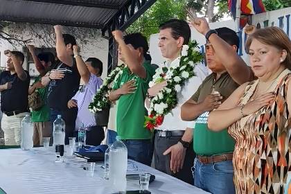 “La ideología no da de comer”, les dice Paz a campesinos de Santa Cruz y les ofrece biotecnología, riego y créditos 