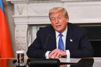 Trump ordenó al Ejército de EEUU combatir los cárteles latinoamericanos, señalan medios norteamericanos