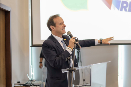 Tras difusión de encuestas, Libre destaca que entre opositores suman más del 50% y vuelve a hablar de unidad de bloque