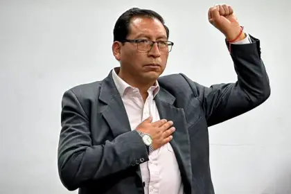 Cae el exgerente de la empresa estatal de oro por ordenar millonarios desembolsos que llegaron “a sus manos”