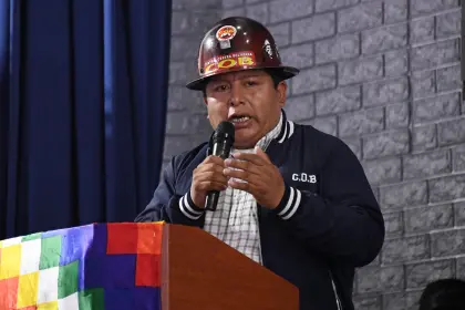 Fiscalía anuncia que pedirá la detención de Huarachi y dice que presuntamente recibió Bs 40.000 de un exministro