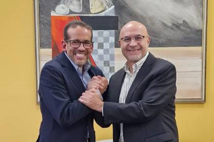 Ministro Lupo y Gobernador de Santa Cruz trataron 15 temas en reunión de tres horas en La Paz