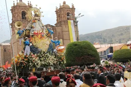 Prohíben que grupos extranjeros participen de la festividad de la Virgen de la Candelaria de Puno