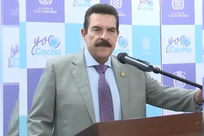 Manfred Reyes Villa jura nuevamente como alcalde de Cochabamba, esta es su agenda