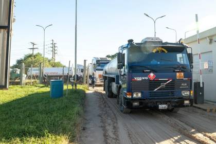 Ante reclamos del transporte en San Borja, YPFB anuncia cisternas móviles para venta directa