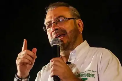 Al filo del plazo, Rómulo Calvo no puede presentar un requisito y estiman que quedará fuera de las listas de Manfred