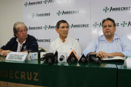 Emergencia por diésel: Estos son los puntos acordados entre YPFB y municipios cruceños