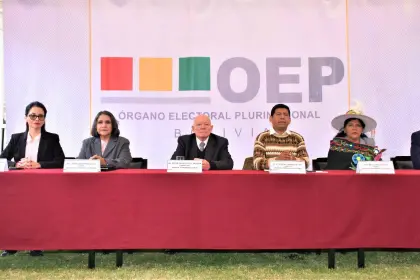 “No vamos a trabajar bajo presión”: Vocal del TSE tras advertencia de cocaleros por Evo Morales