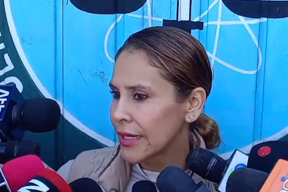 “No había bots, son teléfonos satelitales y no hay $us 1 millón”: Defensa de Cerimedo niega acusaciones de la Fiscalía