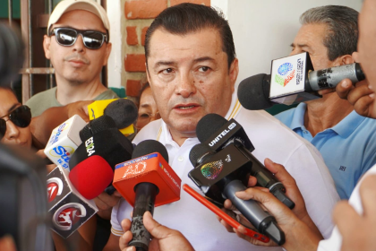 ¿Habrá desayuno escolar desde este lunes en Santa Cruz de la Sierra? Esto dice el alcalde Jhonny Fernández