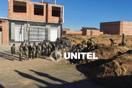 Movilizan a más de 3.000 efectivos de la Policía y las FFAA para desbloquear las rutas de La Paz