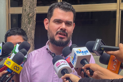 Gobernación cruceña defiende convenio de electrificación y niega vulneración de la autonomía departamental