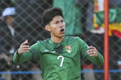 Este es el onceno titular de Bolivia, que buscará la victoria ante Paraguay en El Alto