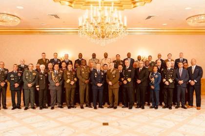 En una cumbre con presencia de Bolivia, EEUU pide a los países “reforzar poder militar” y habla de “responsabilidad compartida”