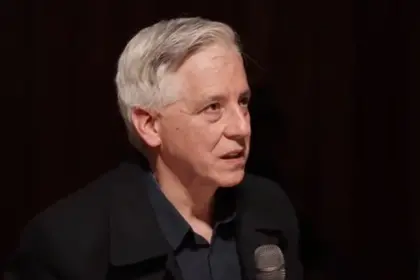 García Linera advierte que la democracia liberal se ve asediada por sectores sociales disconformes