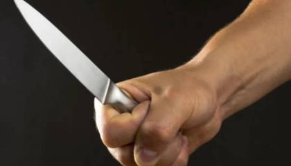 Un hombre hirió con un cuchillo a su expareja cuando le reclamó por las pensiones que adeudaba