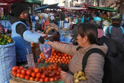 Inflación: ¿Cuál es el precio del aceite, arroz y carnes este martes?