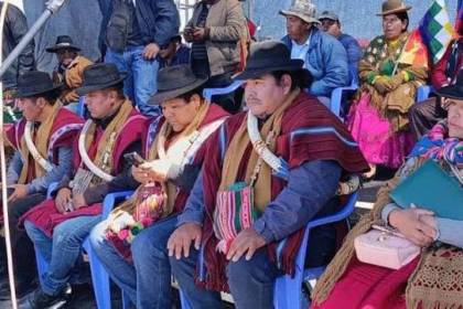 Los campesinos Túpac Katari suspenden su ampliado por el Estado de excepción, pero mantienen “estado de alerta”