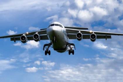Ecojet vuelve a volar a Sucre y Tarija con nuevas frecuencias