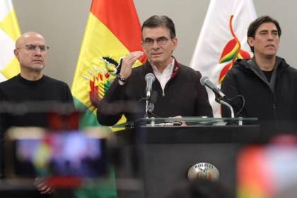 Bolivia se alista para el Consejo Económico y Social convocado para este miércoles, mientras los bloqueos persisten en las carreteras