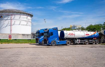 En medio de la filas por diésel, YPFB atribuye incremento de la demanda a la actividad agrícola